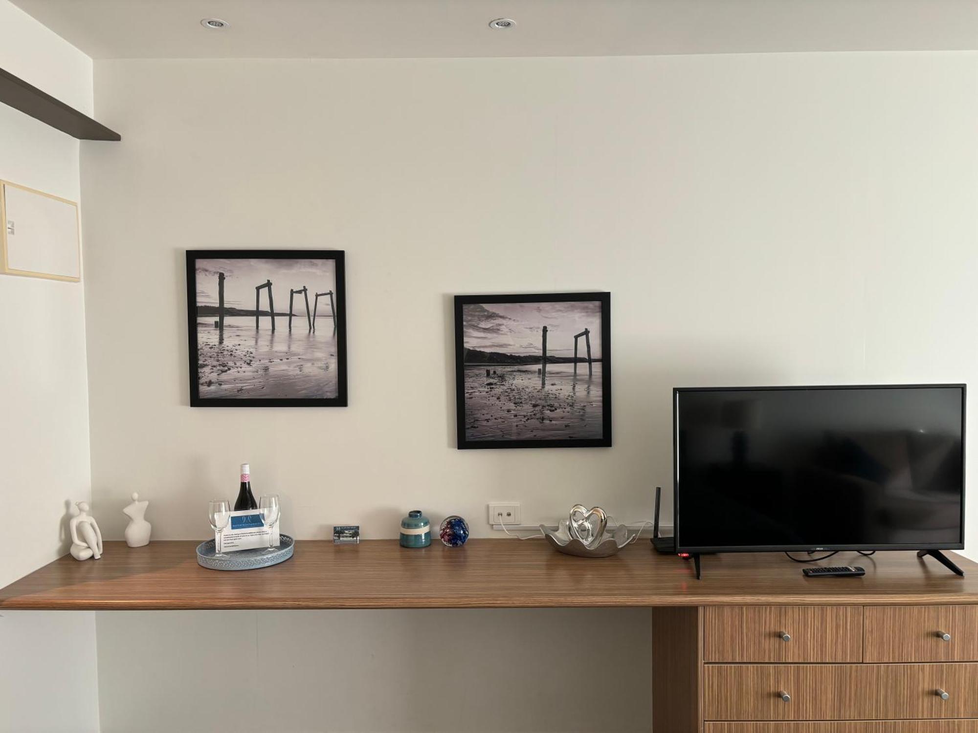 Appartement Waterfront@Waves à Cowes Extérieur photo
